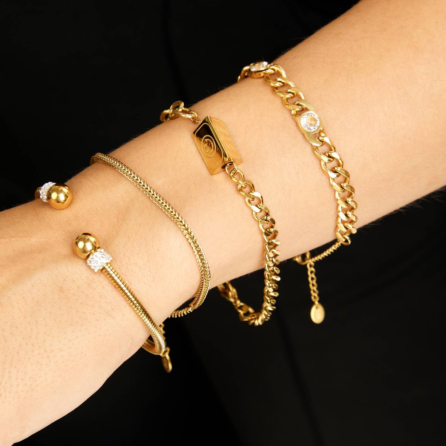 Golden Links of Radiance Bracelet - 18k Gold-Plated